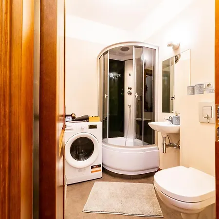 Ancient Storie's Ap 65sqm Renovated Free Parking *