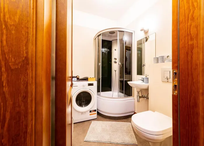 Ancient Storie's Ap 65sqm Renovated Free Parking *