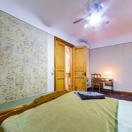 Ancient Storie's Ap 65sqm Renovated Free Parking Apartmán Riga